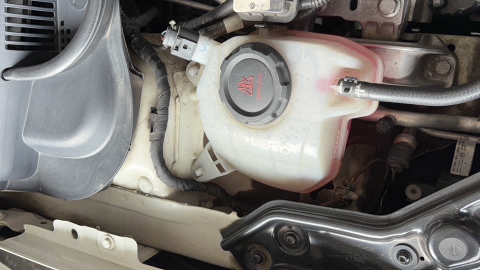 VOLKSWAGEN NIVUS 1.0 200 TSI TOTAL FLEX HIGHLINE AUTOM&Aacute;TICO