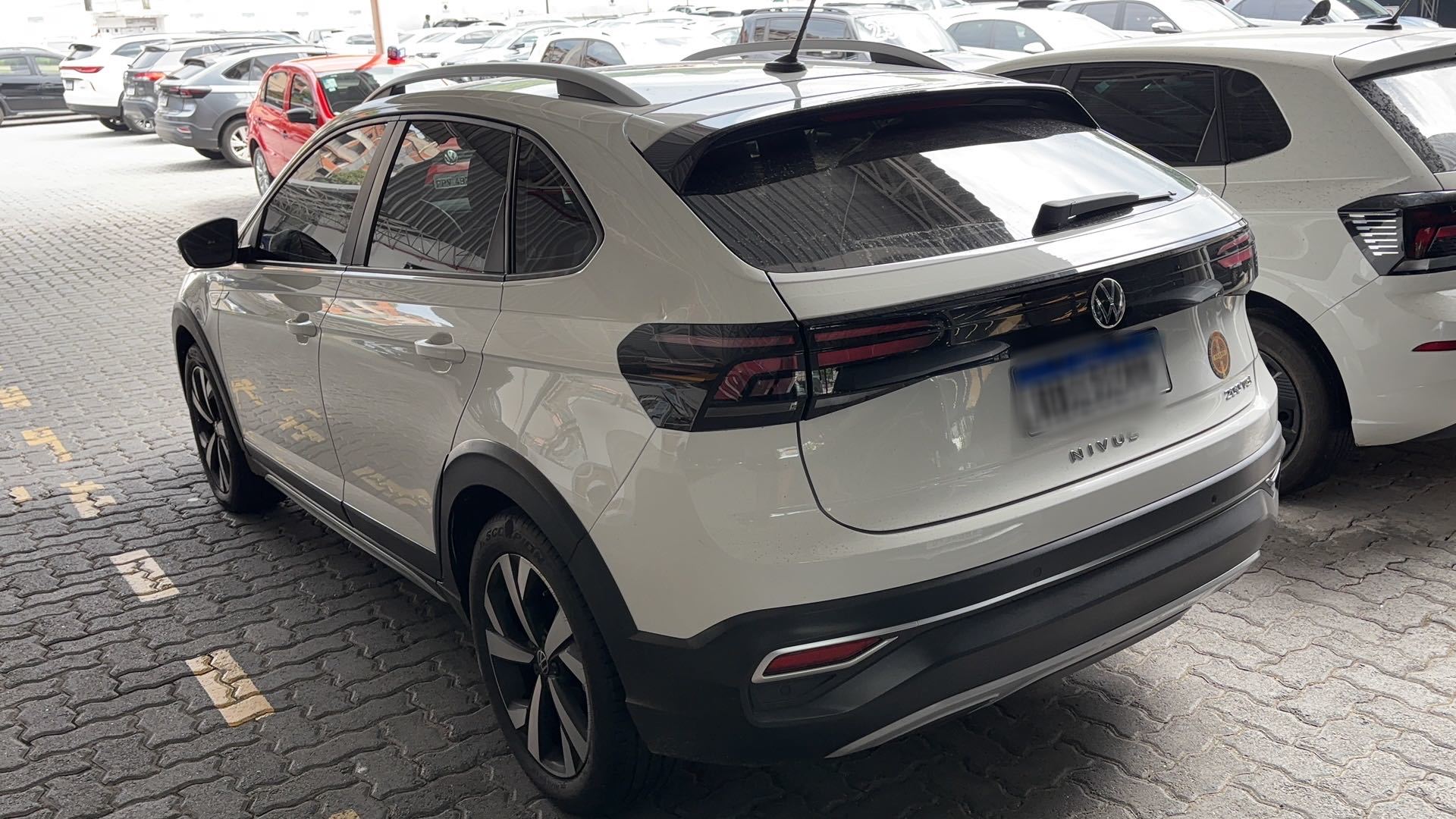 VOLKSWAGEN NIVUS 1.0 200 TSI TOTAL FLEX HIGHLINE AUTOM&Aacute;TICO