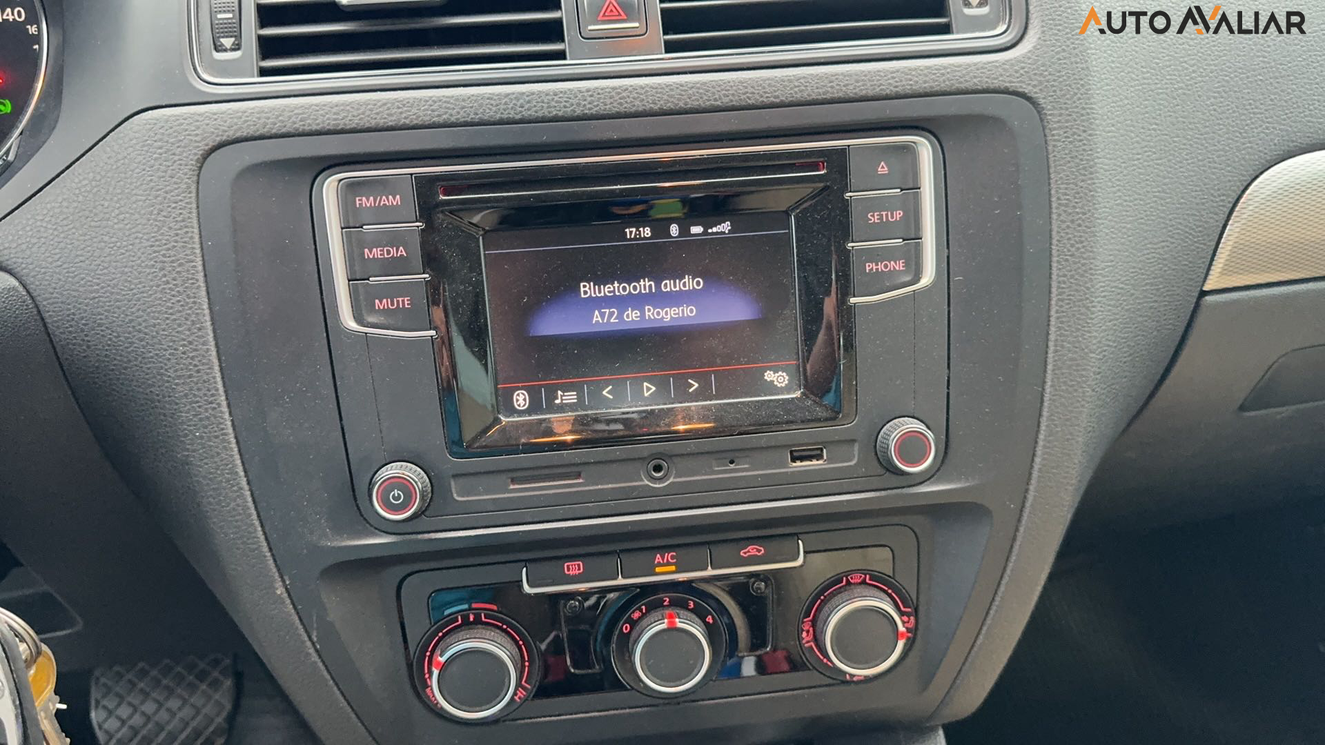 VOLKSWAGEN JETTA 1.4 16V TSI TRENDLINE GASOLINA 4P TIPTRONIC