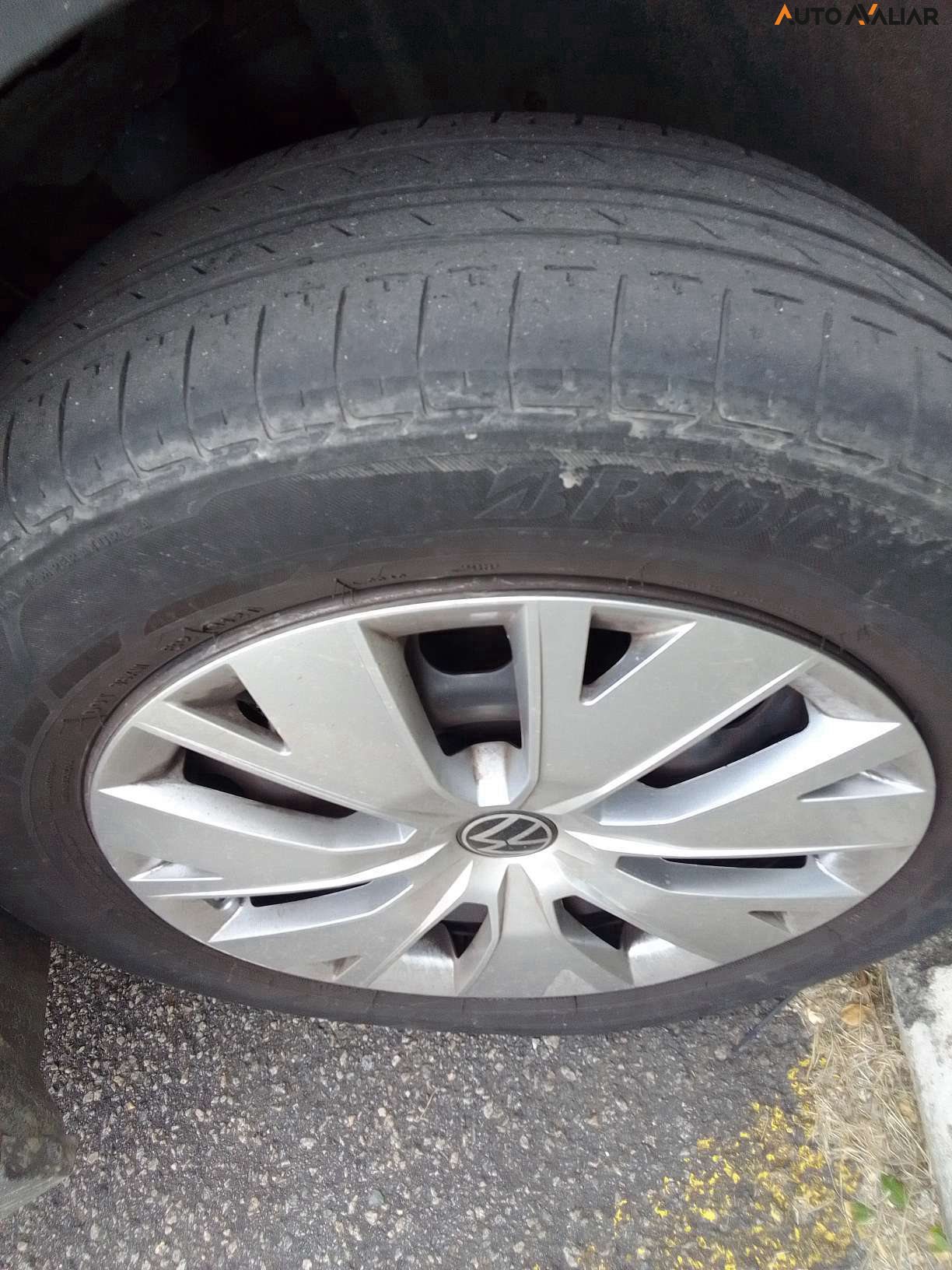 VOLKSWAGEN T-CROSS 1.0 200 TSI TOTAL FLEX SENSE AUTOM&Aacute;TICO