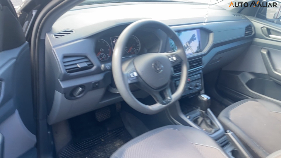 VOLKSWAGEN T-CROSS 1.0 200 TSI TOTAL FLEX AUTOM&Aacute;TICO