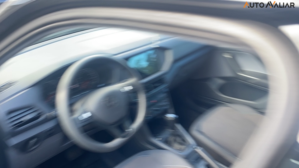 VOLKSWAGEN T-CROSS 1.0 200 TSI TOTAL FLEX AUTOM&Aacute;TICO