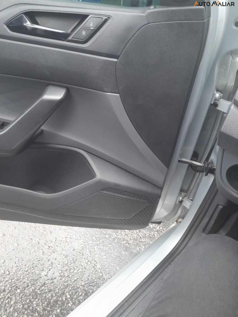 VOLKSWAGEN POLO 1.0 MPI TOTAL FLEX MANUAL