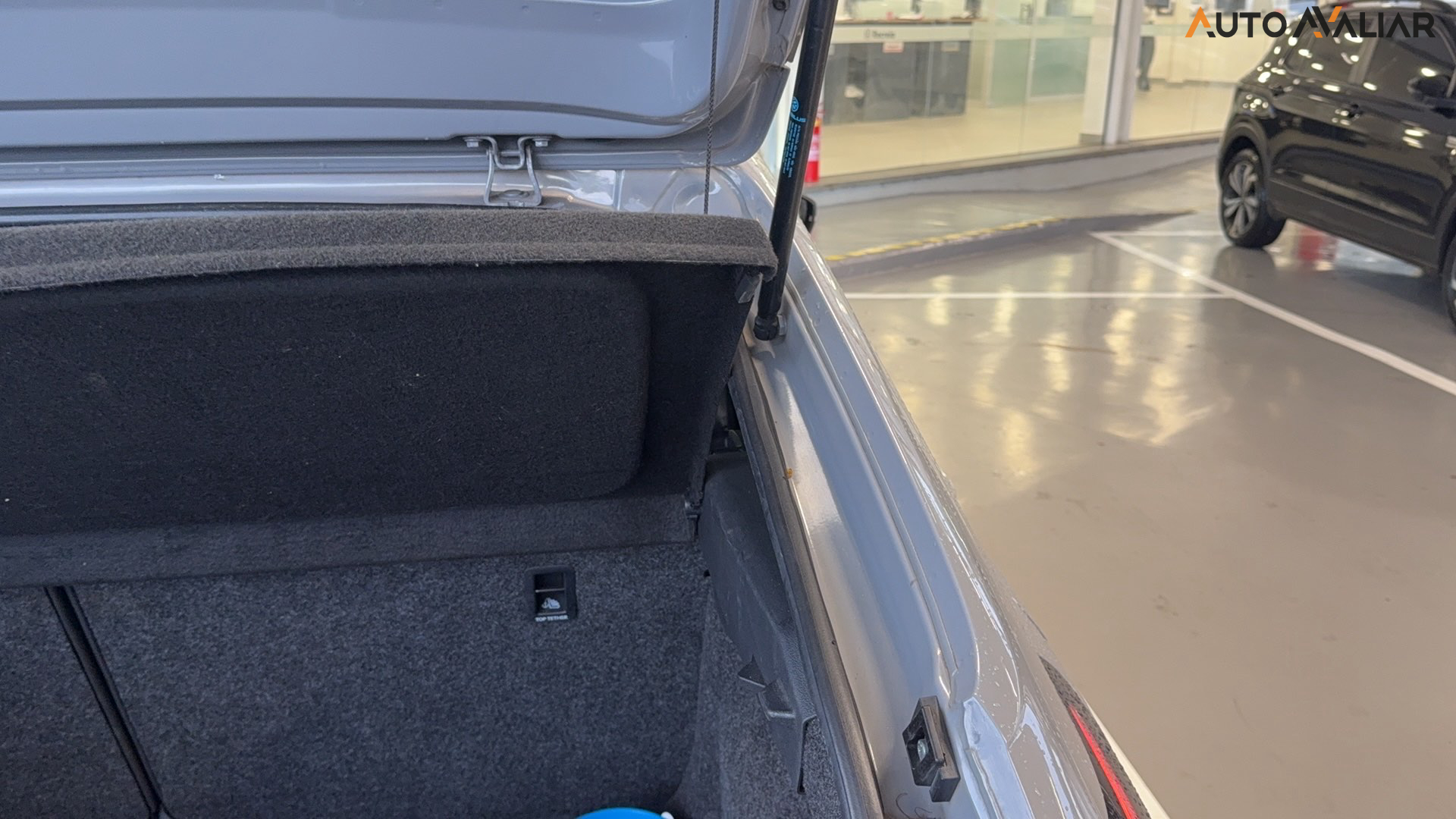 VOLKSWAGEN NIVUS 1.0 200 TSI TOTAL FLEX HIGHLINE AUTOM&Aacute;TICO