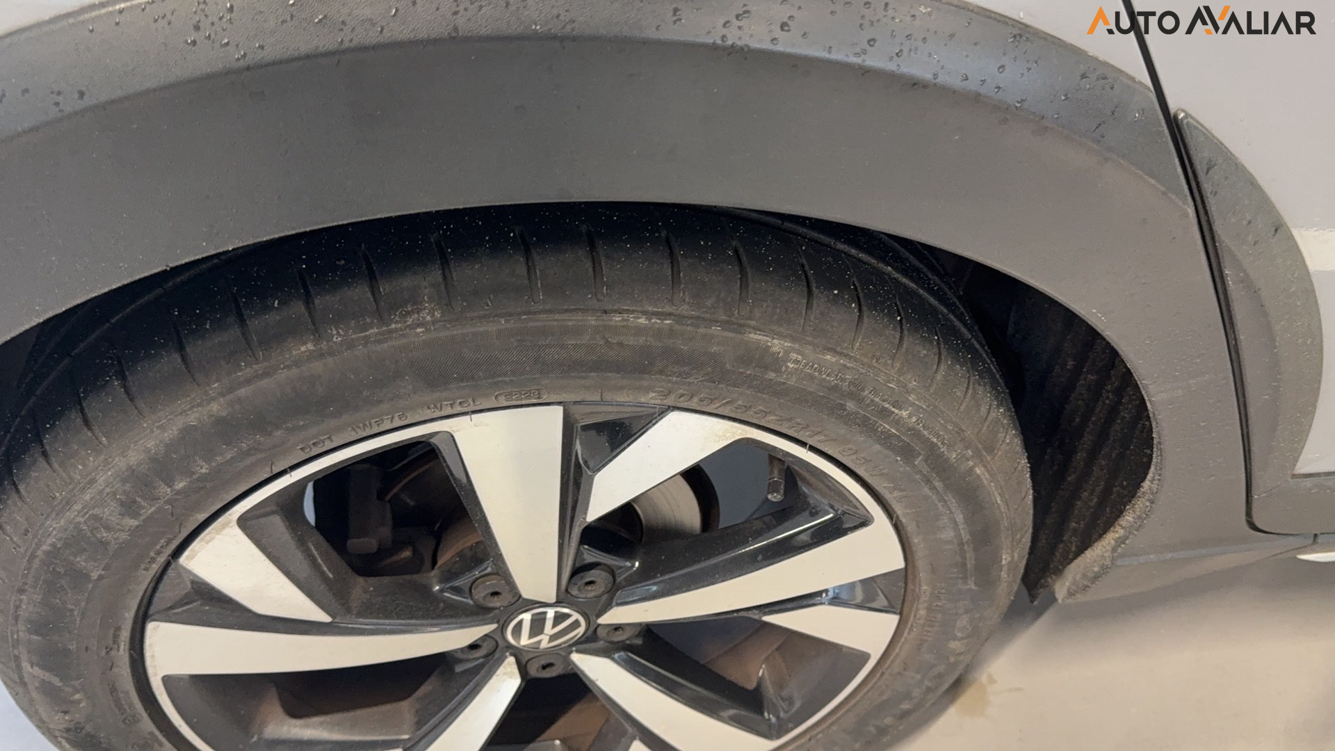 VOLKSWAGEN NIVUS 1.0 200 TSI TOTAL FLEX HIGHLINE AUTOM&Aacute;TICO