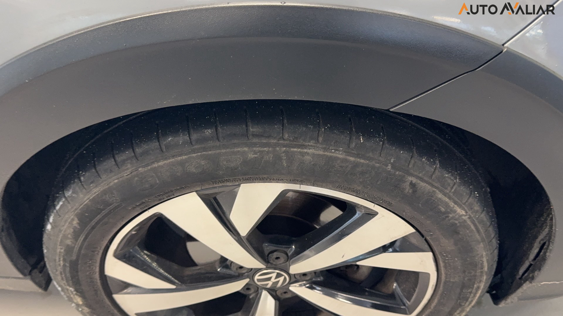 VOLKSWAGEN NIVUS 1.0 200 TSI TOTAL FLEX HIGHLINE AUTOM&Aacute;TICO