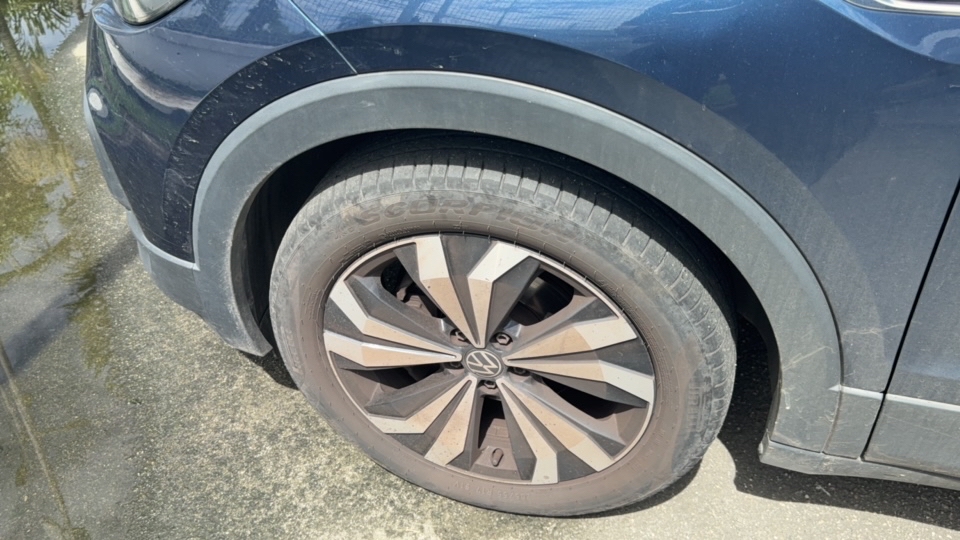 VOLKSWAGEN T-CROSS 1.0 200 TSI TOTAL FLEX COMFORTLINE AUTOM&Aacute;TICO