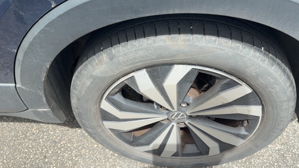 VOLKSWAGEN T-CROSS 1.0 200 TSI TOTAL FLEX COMFORTLINE AUTOM&Aacute;TICO