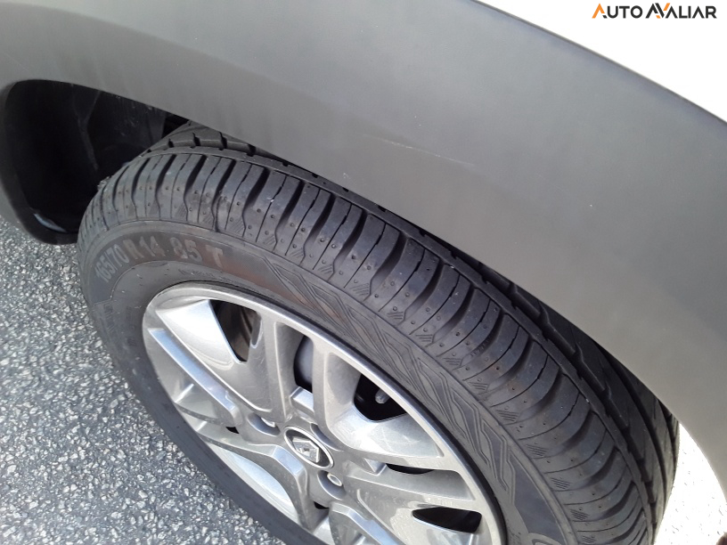 RENAULT KWID 1.0 12V SCE FLEX INTENSE MANUAL