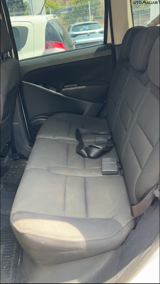 FIAT IDEA 1.4 MPI ATTRACTIVE 8V FLEX 4P MANUAL