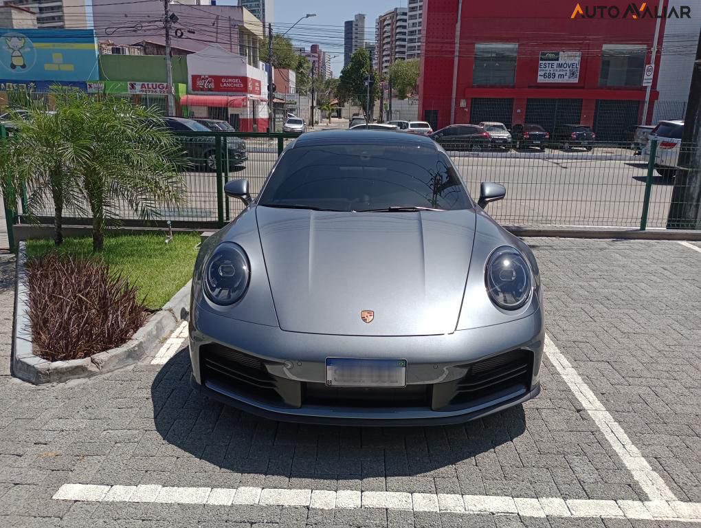 PORSCHE 911 911 CARRERA COUPE 3.0 (991/992)