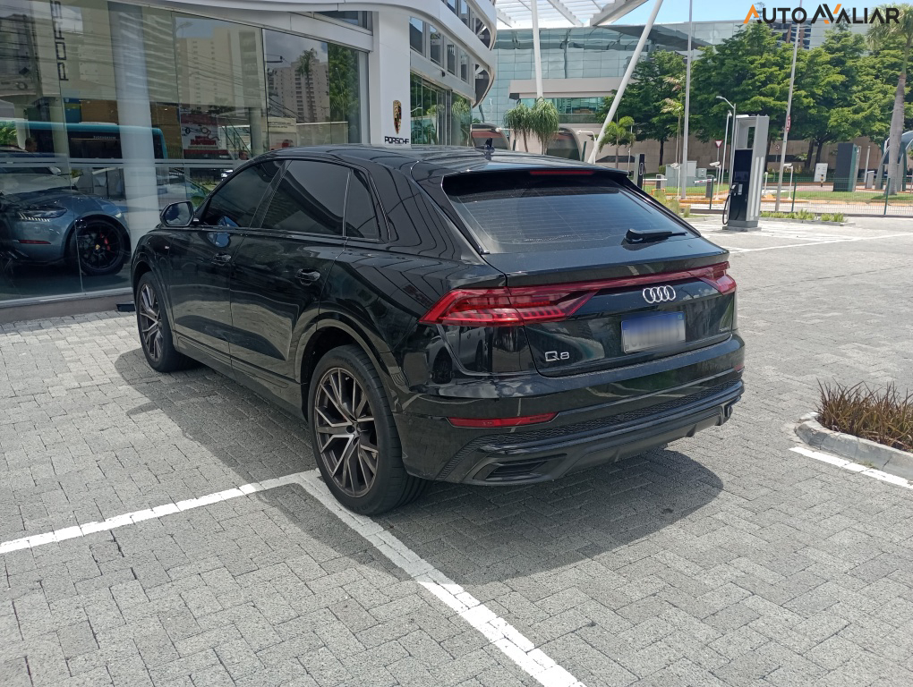 AUDI Q8 3.0 TFSI GASOLINA PERFORMANCE BLACK QUATTRO TIPTRONIC