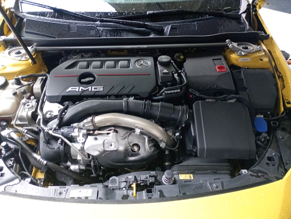 MERCEDES-BENZ CLA 35 AMG 2.0 CGI GASOLINA 4MATIC 7G-DCT