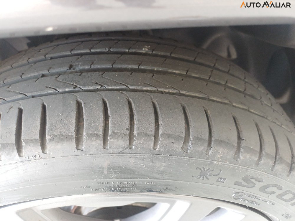 JEEP COMPASS 2.0 HURRICANE 4 TURBO GASOLINA OVERLAND AT9