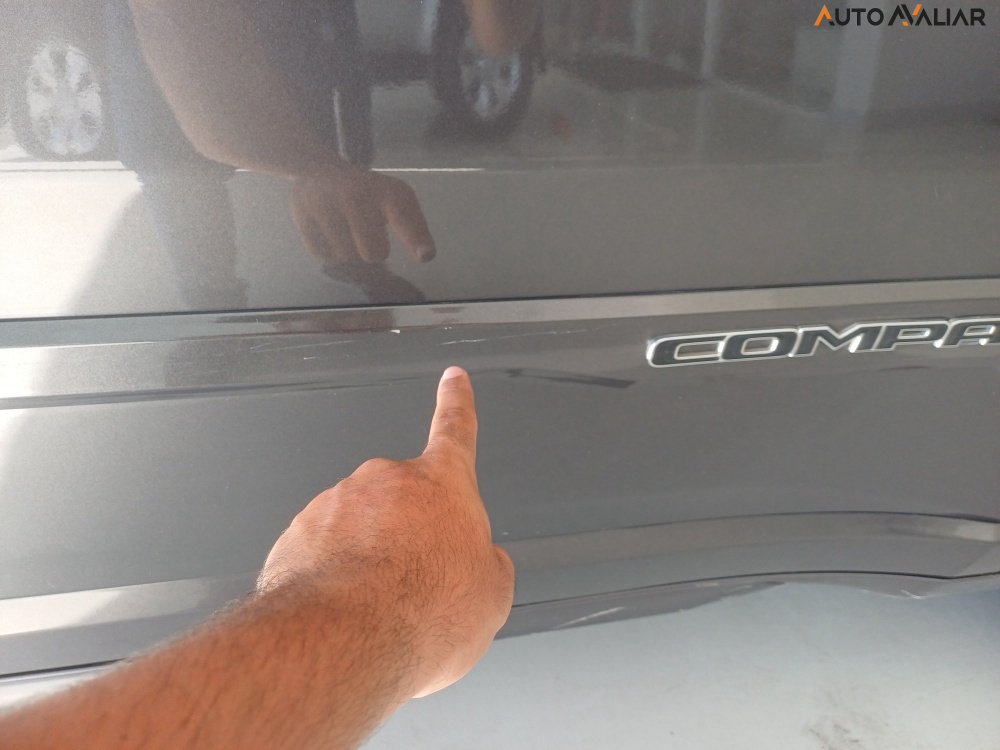 JEEP COMPASS 2.0 HURRICANE 4 TURBO GASOLINA OVERLAND AT9