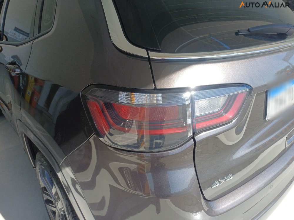 JEEP COMPASS 2.0 HURRICANE 4 TURBO GASOLINA OVERLAND AT9