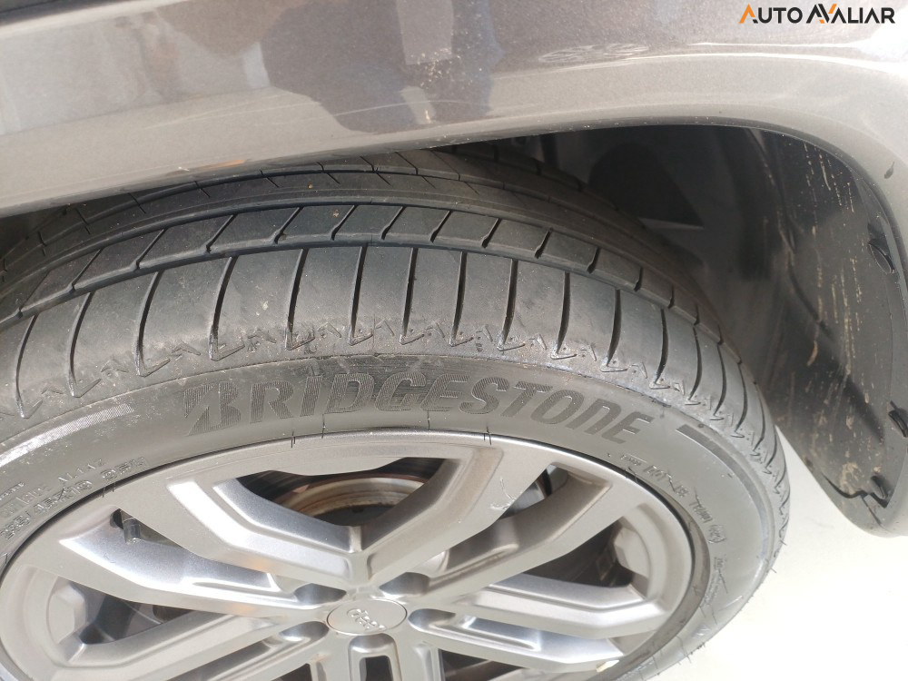 JEEP COMPASS 2.0 HURRICANE 4 TURBO GASOLINA OVERLAND AT9