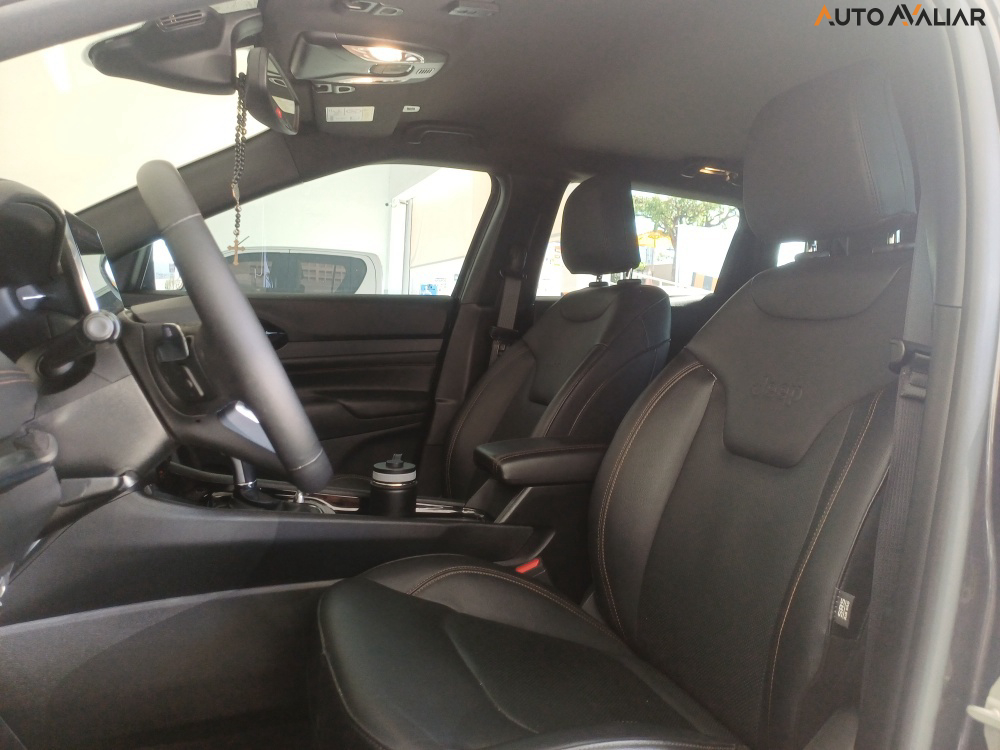 JEEP COMPASS 2.0 HURRICANE 4 TURBO GASOLINA OVERLAND AT9