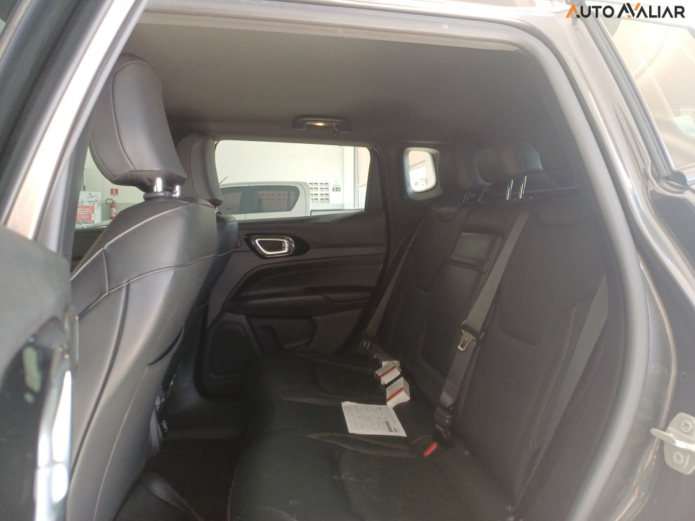 JEEP COMPASS 2.0 HURRICANE 4 TURBO GASOLINA OVERLAND AT9