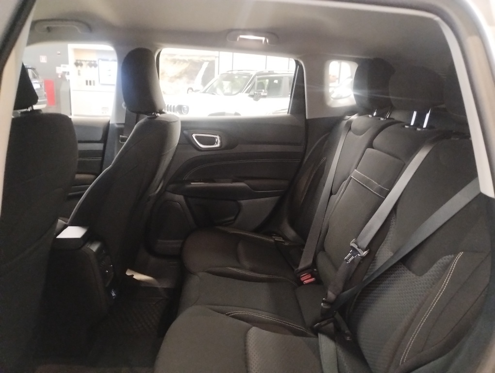 JEEP COMPASS 1.3 T270 TURBO FLEX SPORT AT6
