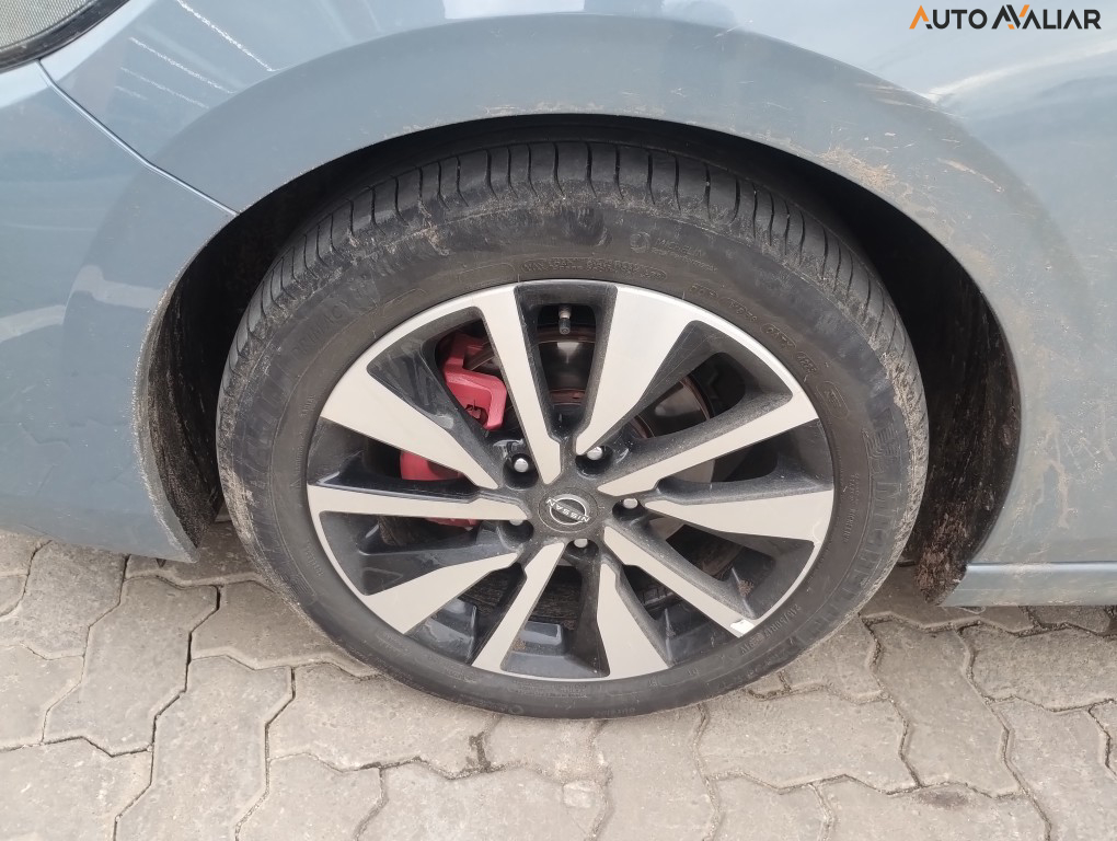 NISSAN SENTRA 2.0 16V GASOLINA EXCLUSIVE XTRONIC