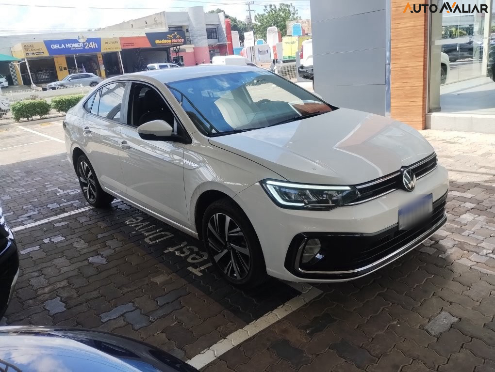 VOLKSWAGEN VIRTUS 1.0 200 TSI HIGHLINE AUTOMÁTICO
