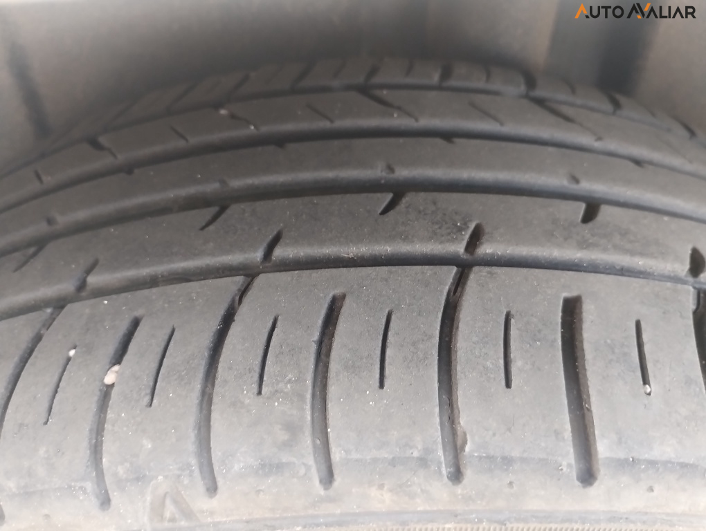 VOLKSWAGEN VIRTUS 1.0 200 TSI HIGHLINE AUTOM&Aacute;TICO