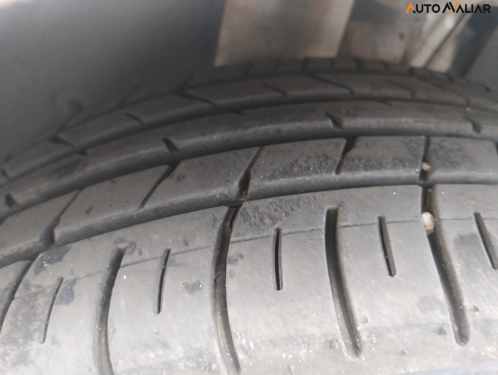 VOLKSWAGEN VIRTUS 1.0 200 TSI HIGHLINE AUTOM&Aacute;TICO