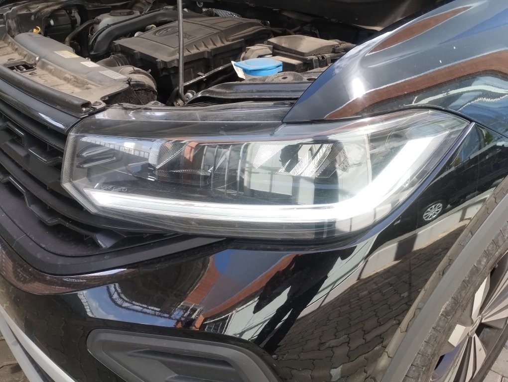 VOLKSWAGEN T-CROSS 1.0 200 TSI TOTAL FLEX AUTOM&Aacute;TICO