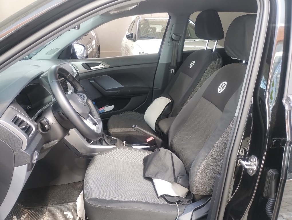 VOLKSWAGEN T-CROSS 1.0 200 TSI TOTAL FLEX AUTOM&Aacute;TICO