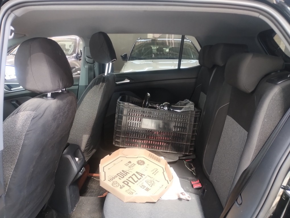 VOLKSWAGEN T-CROSS 1.0 200 TSI TOTAL FLEX AUTOM&Aacute;TICO