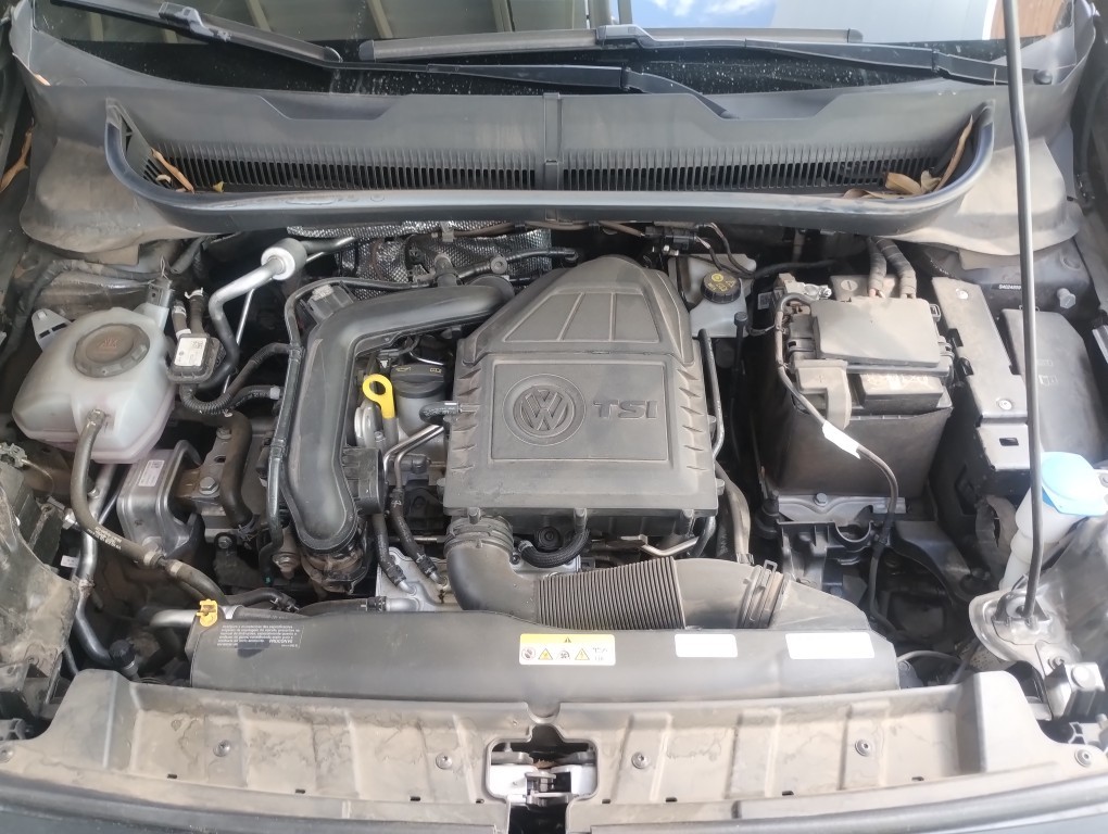 VOLKSWAGEN T-CROSS 1.0 200 TSI TOTAL FLEX AUTOM&Aacute;TICO