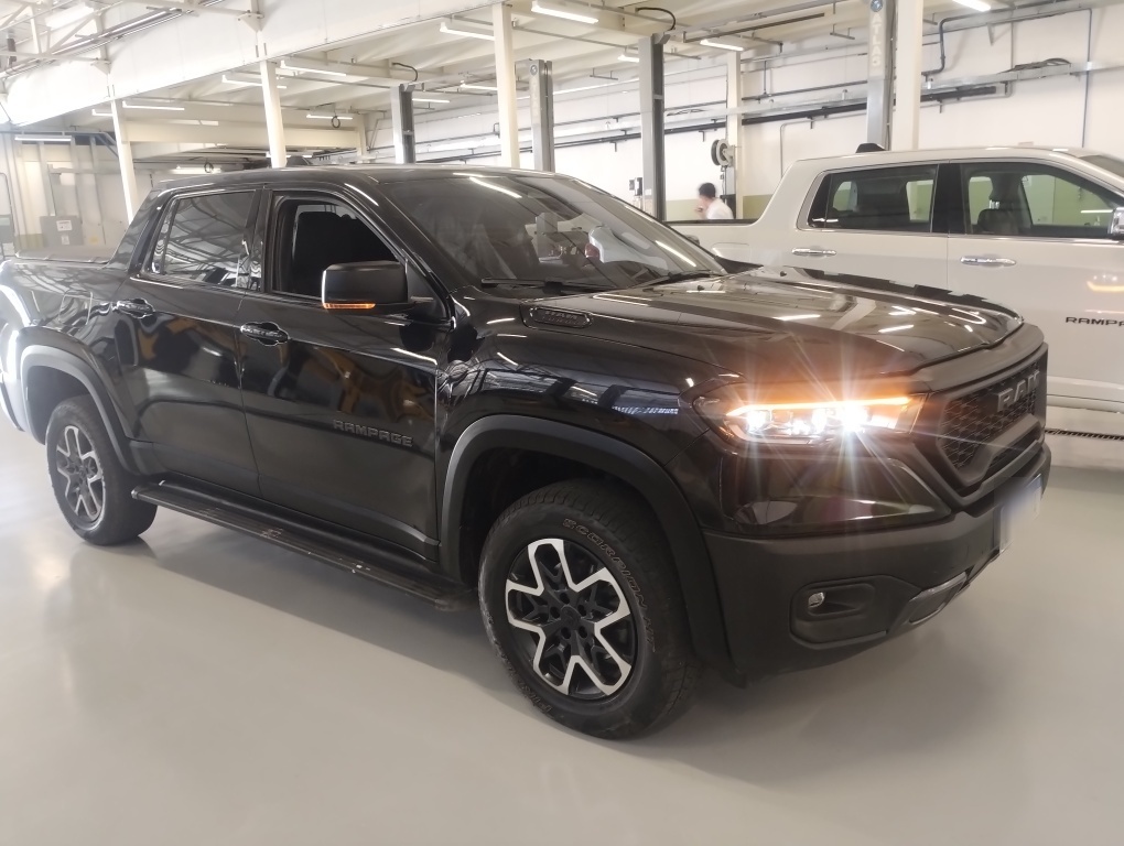 RAM RAMPAGE 2.0 TURBO DIESEL REBEL 4X4 AUTOMÁTICO