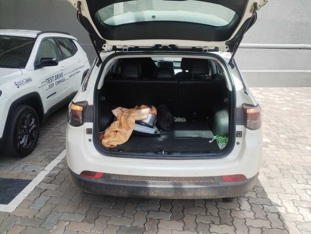 JEEP COMPASS 1.3 T270 TURBO FLEX LONGITUDE AT6