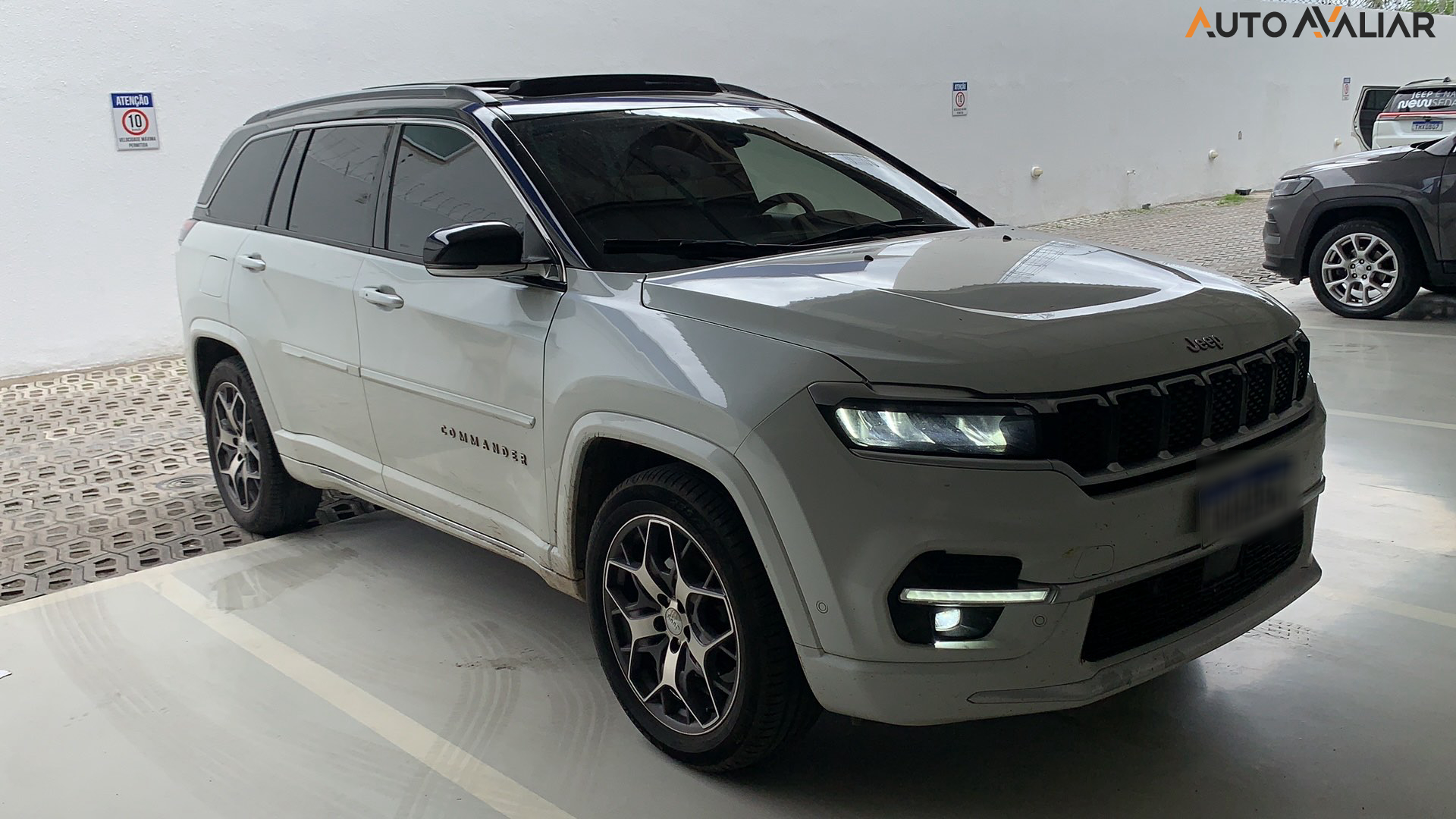 JEEP COMMANDER 1.3 T270 TURBO FLEX OVERLAND AT6