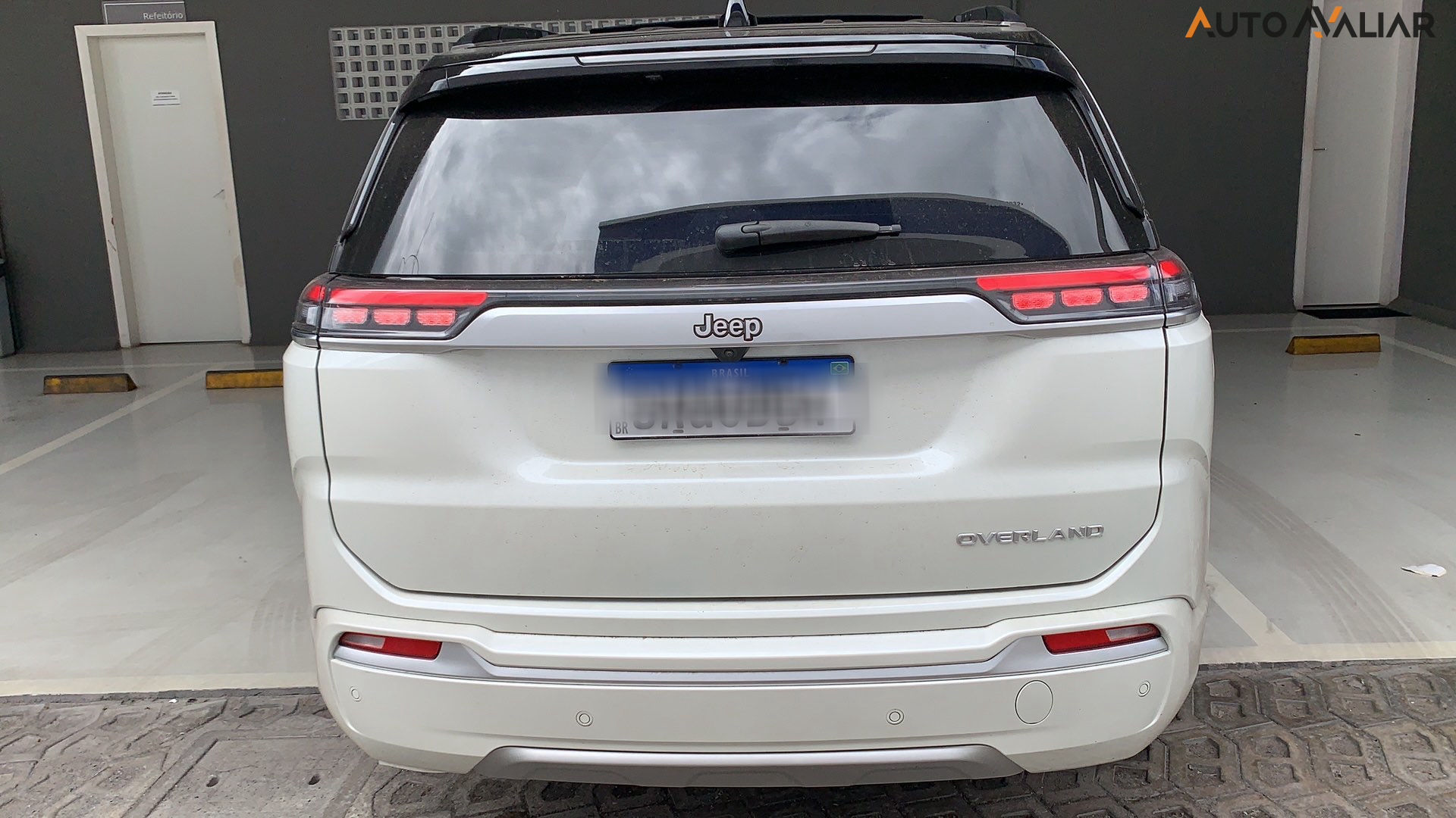 JEEP COMMANDER 1.3 T270 TURBO FLEX OVERLAND AT6