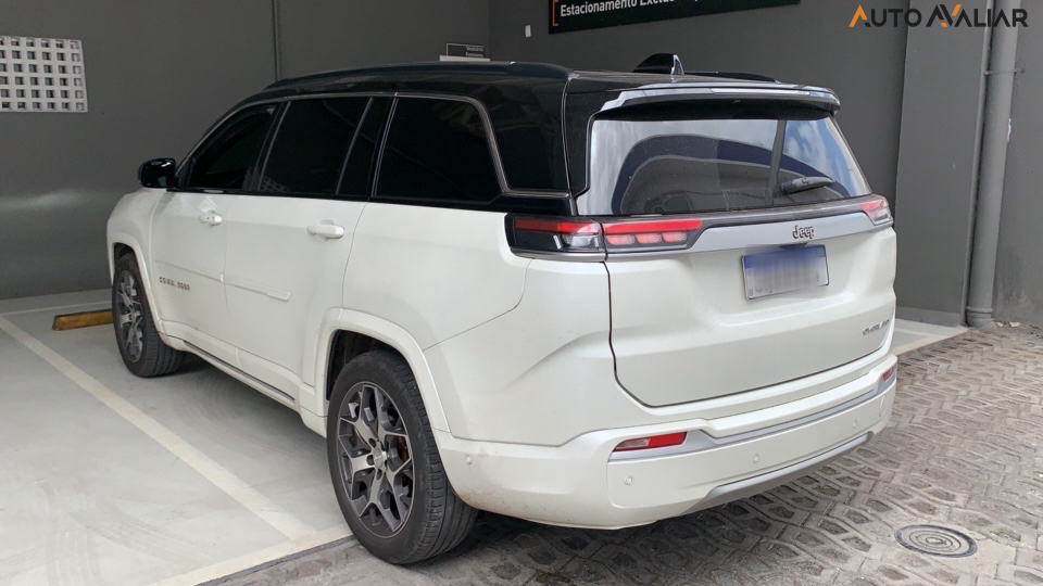 JEEP COMMANDER 1.3 T270 TURBO FLEX OVERLAND AT6