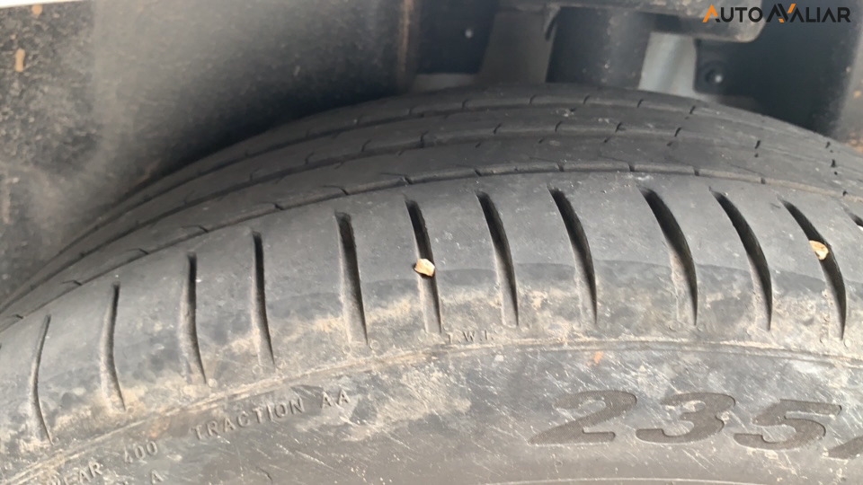 JEEP COMMANDER 1.3 T270 TURBO FLEX OVERLAND AT6