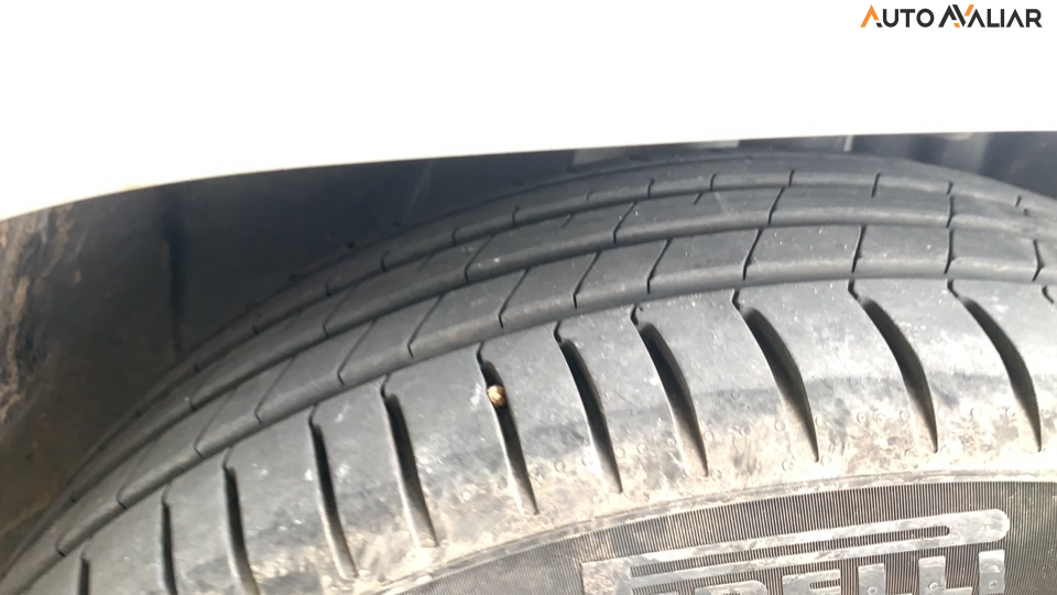 JEEP COMMANDER 1.3 T270 TURBO FLEX OVERLAND AT6