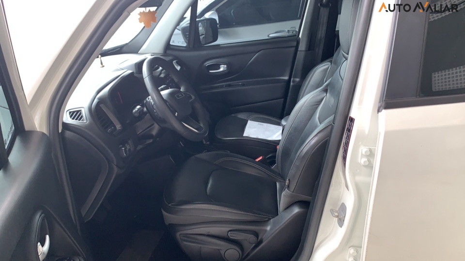 JEEP RENEGADE 1.3 T270 TURBO FLEX LONGITUDE AT6