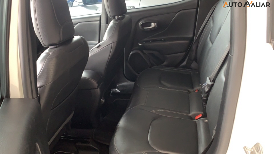 JEEP RENEGADE 1.3 T270 TURBO FLEX LONGITUDE AT6