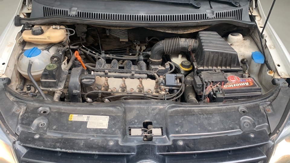 VOLKSWAGEN FOX 1.6 MI HIGHLINE 8V FLEX 4P MANUAL