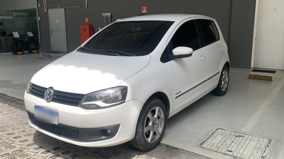 VOLKSWAGEN FOX 1.6 MI HIGHLINE 8V FLEX 4P MANUAL