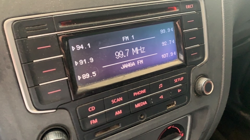 VOLKSWAGEN FOX 1.6 MI HIGHLINE 8V FLEX 4P MANUAL