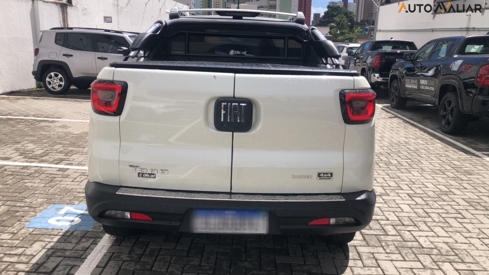 FIAT TORO 2.0 16V TURBO DIESEL RANCH 4WD AT9