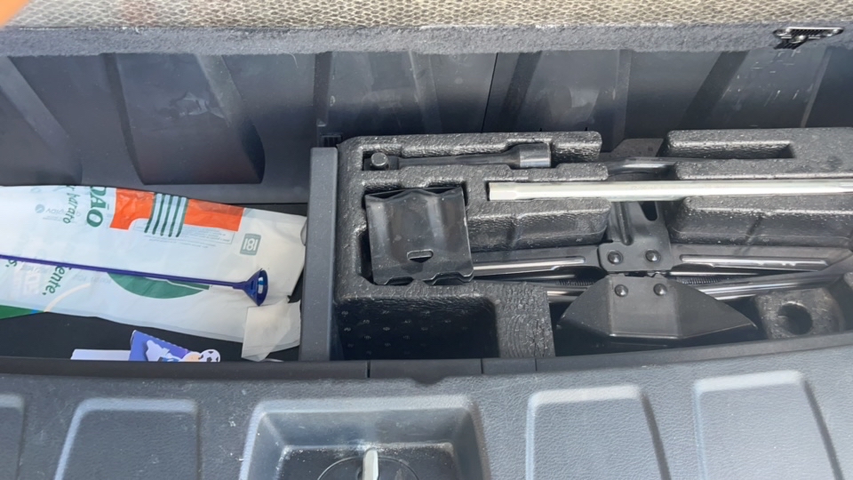 JEEP COMMANDER 1.3 T270 TURBO FLEX LIMITED AT6