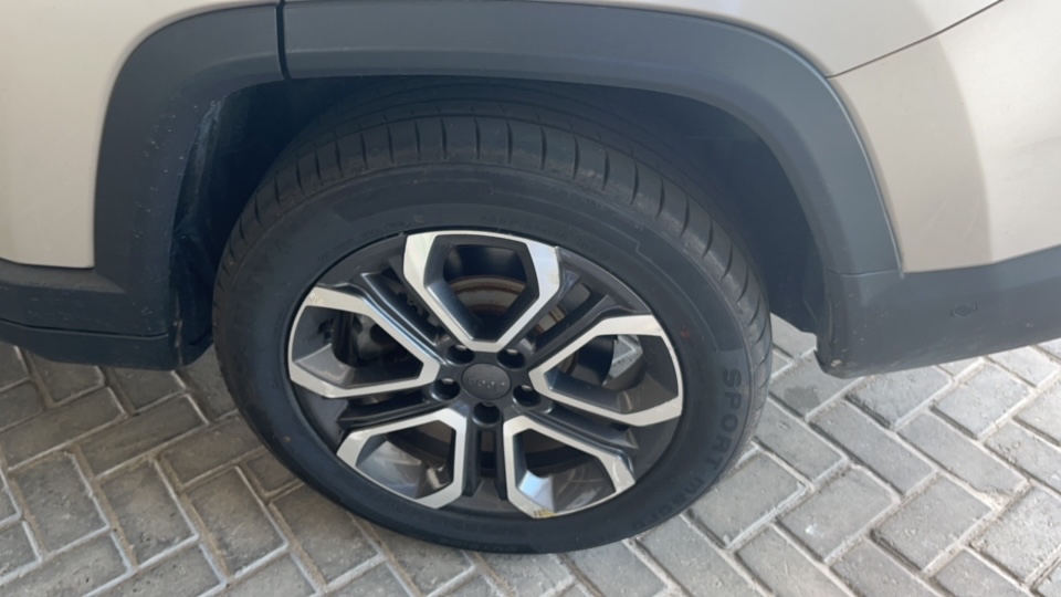 JEEP COMMANDER 1.3 T270 TURBO FLEX LIMITED AT6