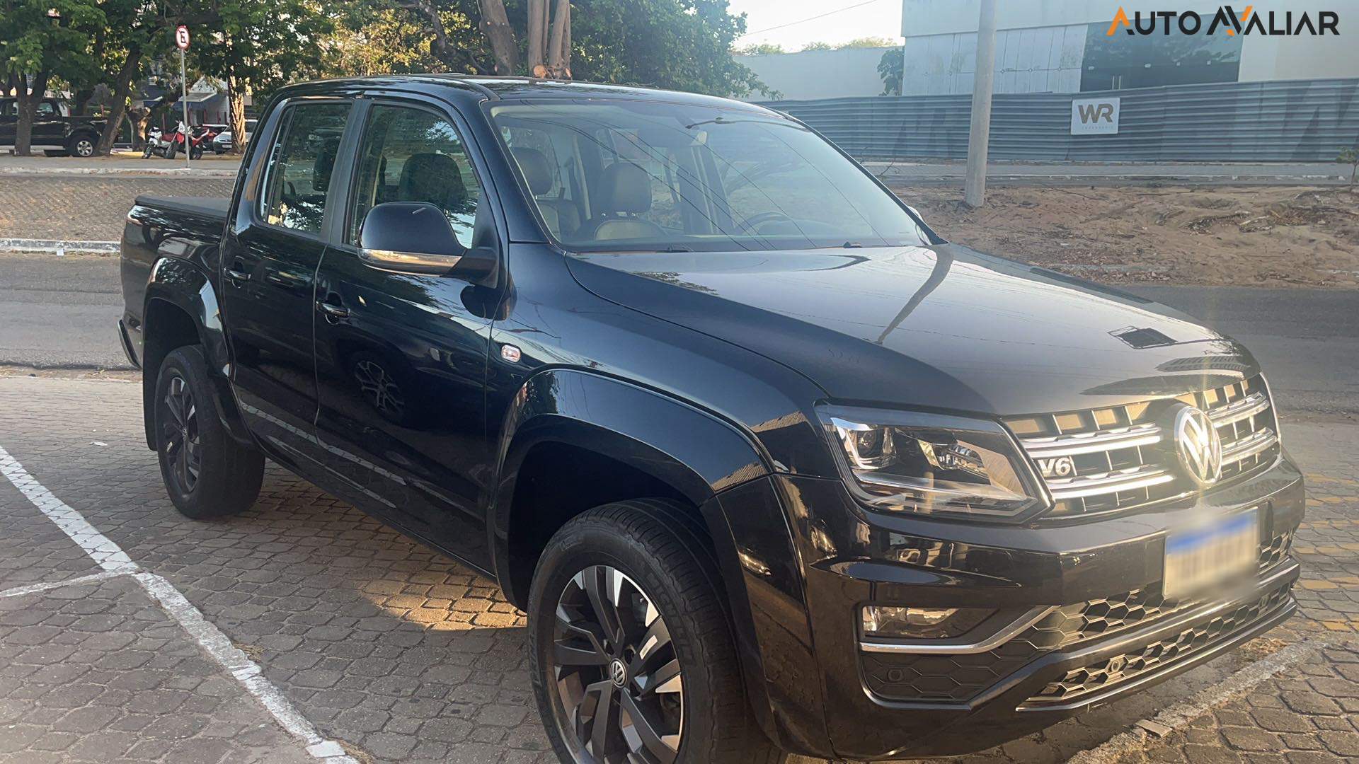 VOLKSWAGEN AMAROK 3.0 V6 TDI HIGHLINE CD DIESEL 4MOTION AUTOMATICO