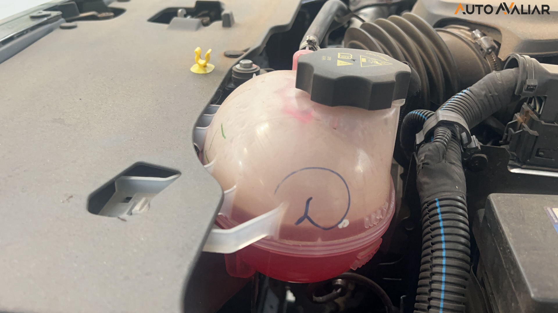 JEEP COMMANDER 1.3 T270 TURBO FLEX OVERLAND AT6