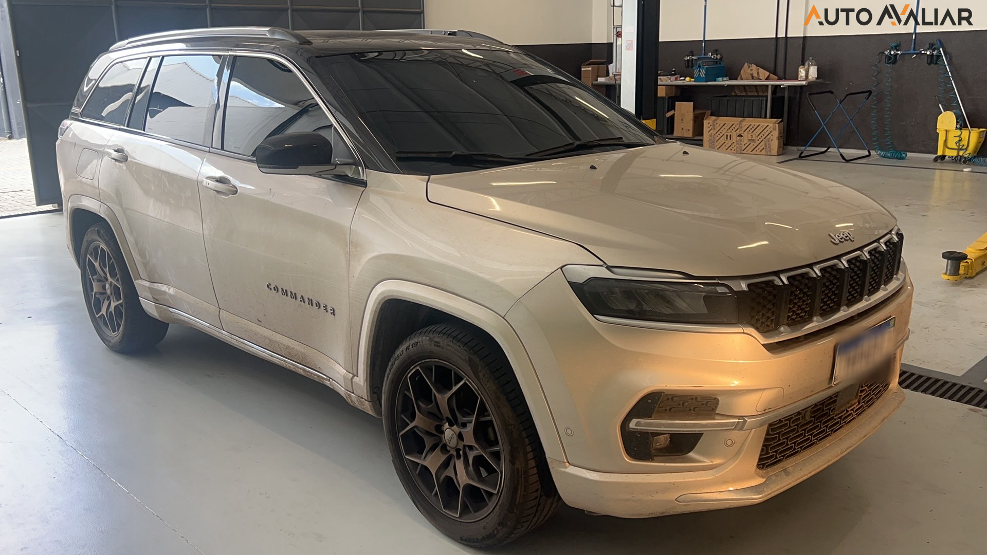 JEEP COMMANDER 1.3 T270 TURBO FLEX OVERLAND AT6